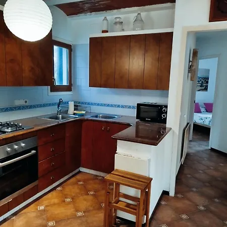 Casa Amb Encant I Amplia Sortida Al Jardi Apartmán *